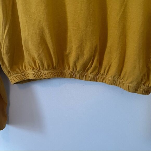 Gage Mustard‎ Yellow Crop Long Sleeve Round Neck T-shirt - Picture 3 of 5